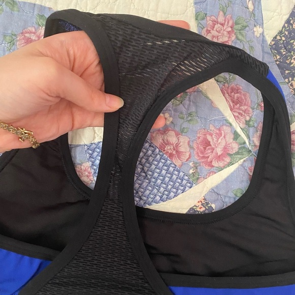 Sports Bra | Women Athleisure Wear | Workout Bra | Athletic Bra | Athleisure Bra - Picture 8 of 9